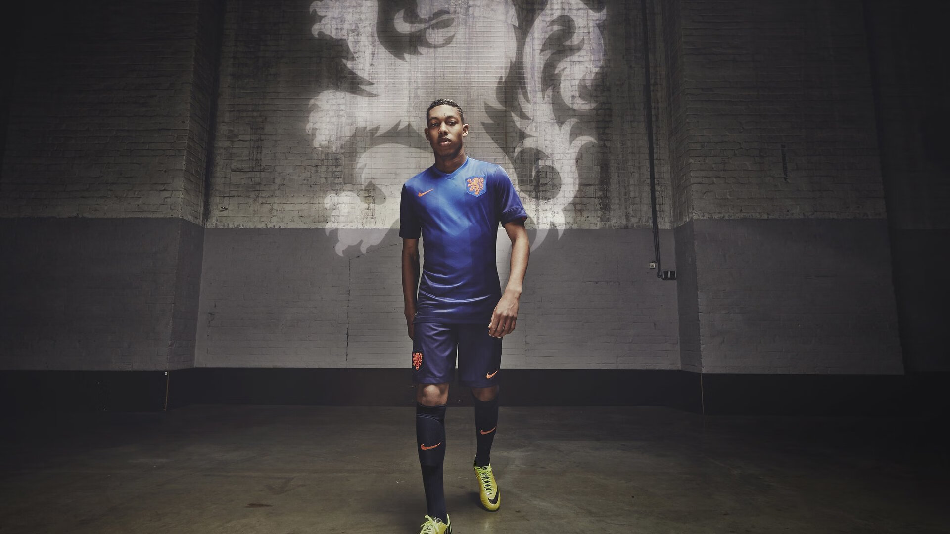 马竞积极拼抢形成场面主动权，马竞的情况